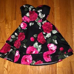 B darling short strapless dress with roses